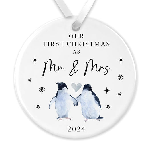 "First Christmas as Mr & Mrs" Watercolour Penguin Design Ceramic Bauble - Ideal Keepsake for Newlyweds' 1st Christmas Married