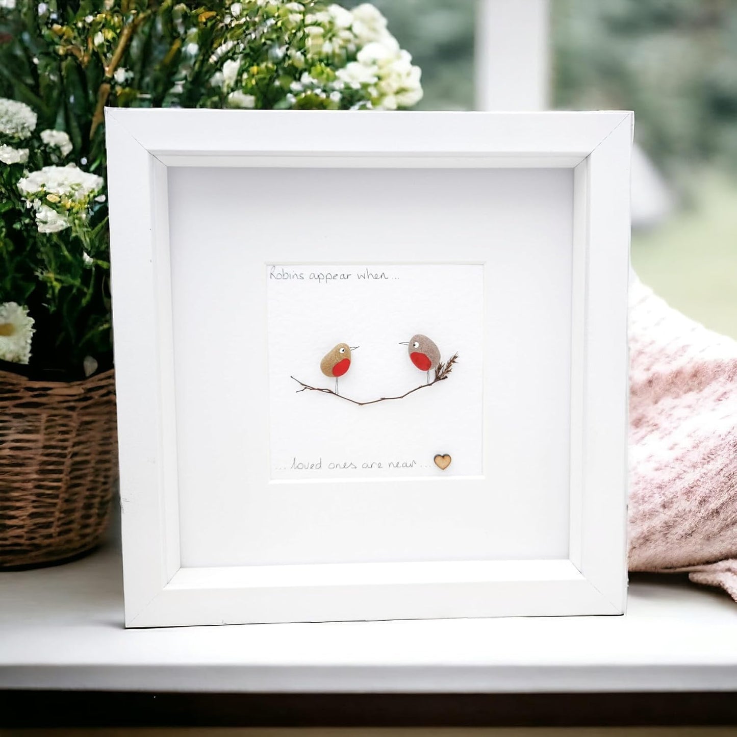 Robins Appear When Loved Ones Are Near Framed Family Friends Christmas Gift Pebble Art Picture Personalised