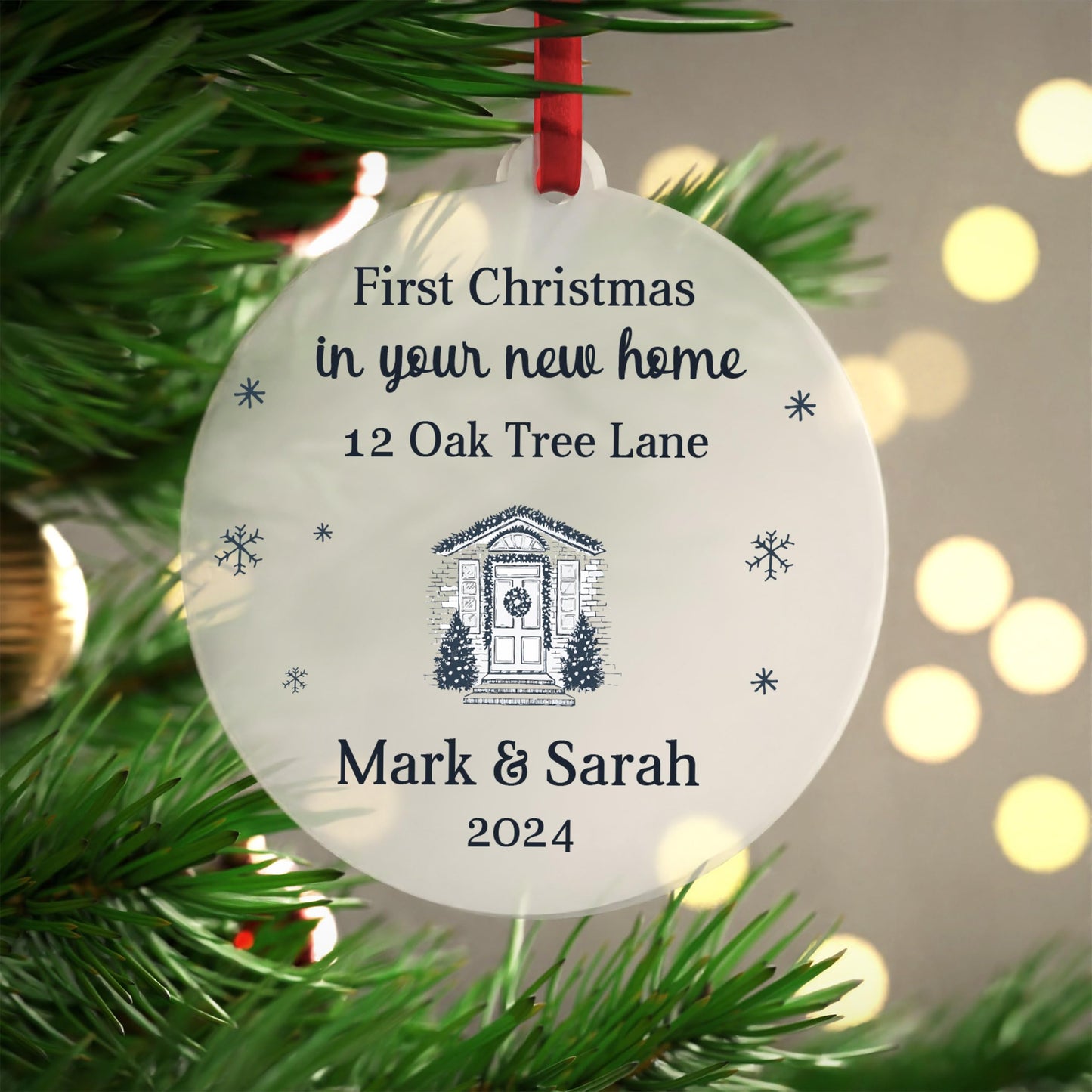 Beecreative First Christmas In Your New Home Ornament - Personalised 1st Xmas New House Home - Housewarming Gift For Couples - Tree Decoration With Red Bag