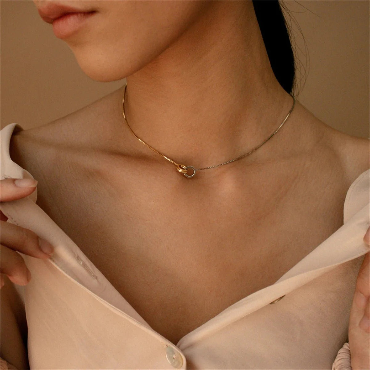 Interlocking Rings Infinity Loop Necklace