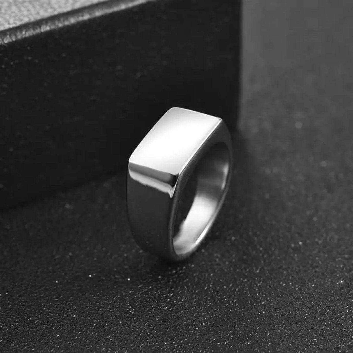 Men's Rectangular Signet Ring