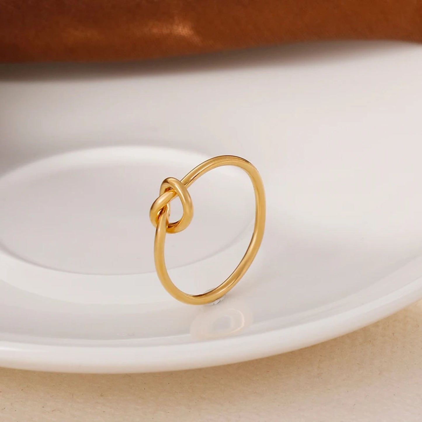 Simple Promise Knot Ring