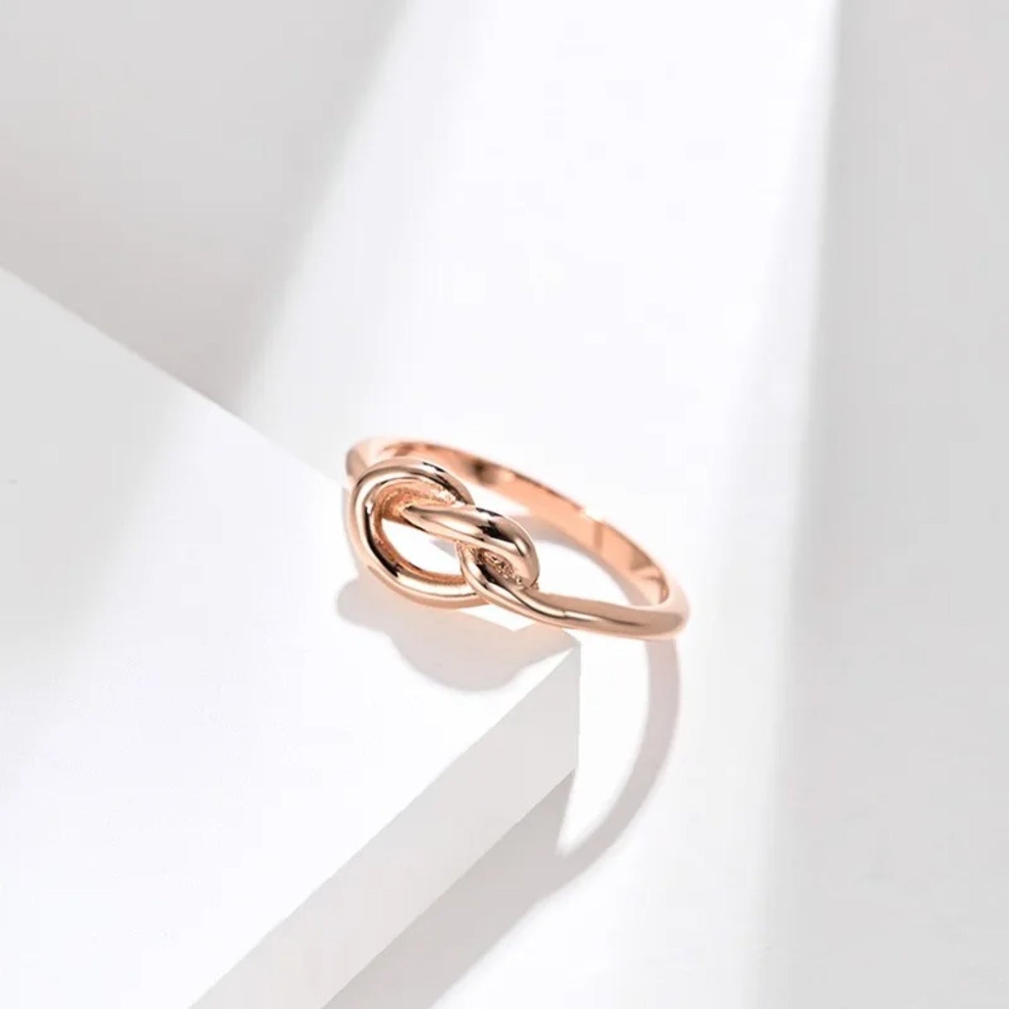 Simple Promise Knot Ring